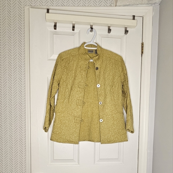 Women's Quilted Jacket in Green - Picture 1 of 3